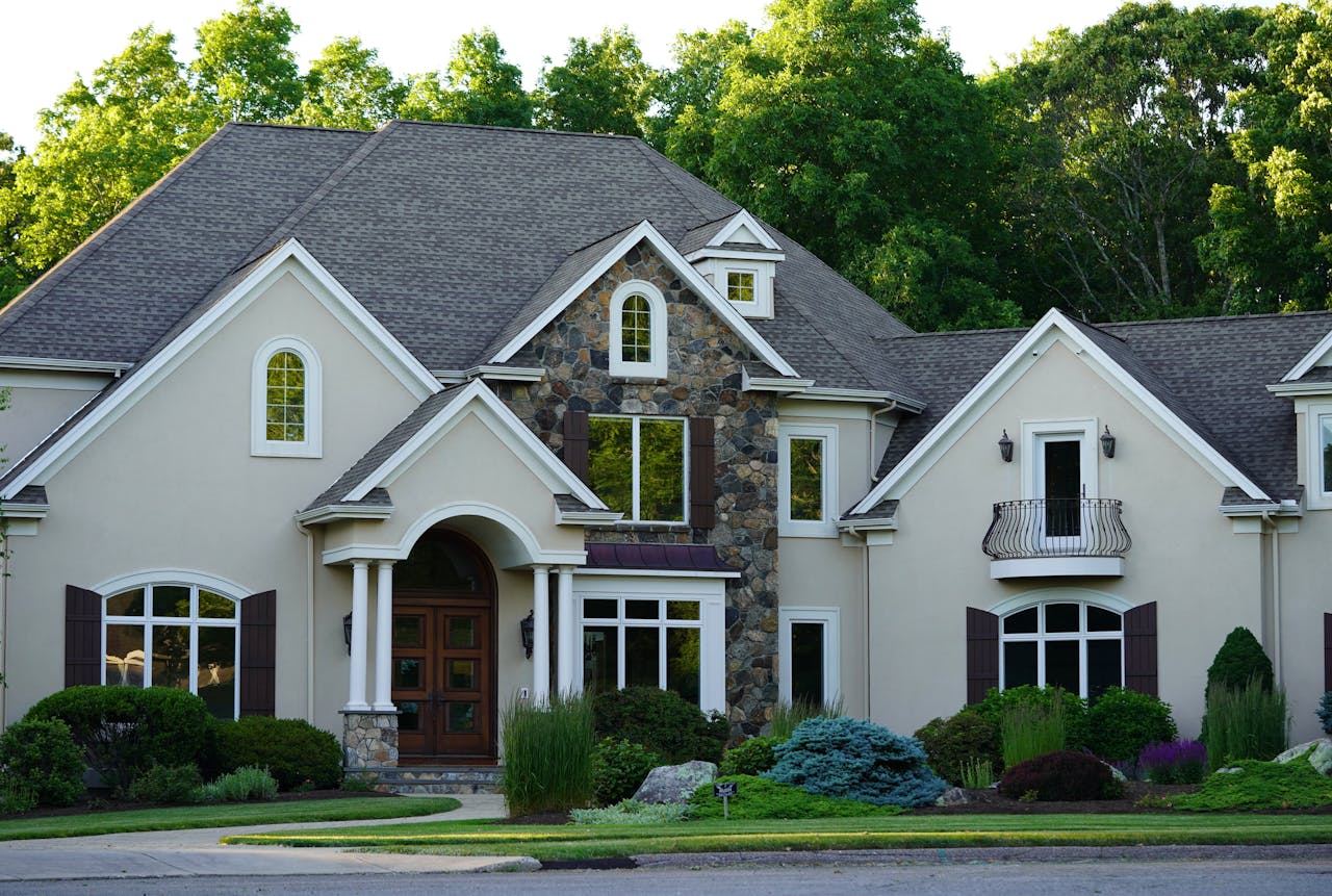 Listing Image0
