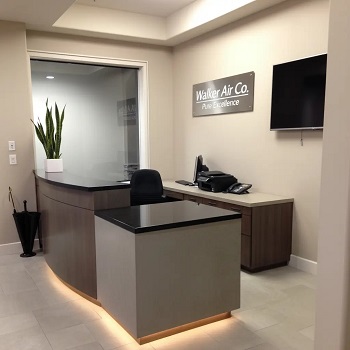 Listing Image0