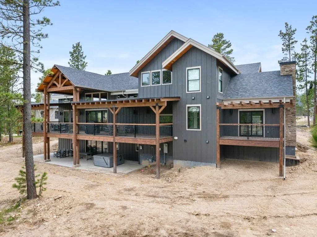 Listing Image1