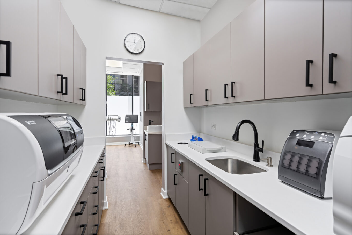 Listing Image10