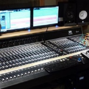 Listing Image1