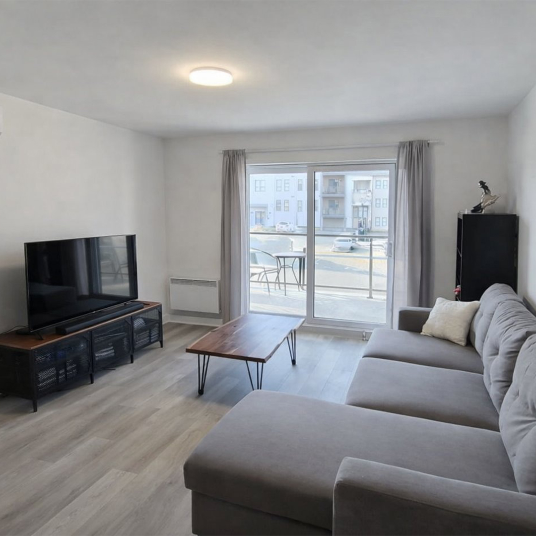 Listing Image0