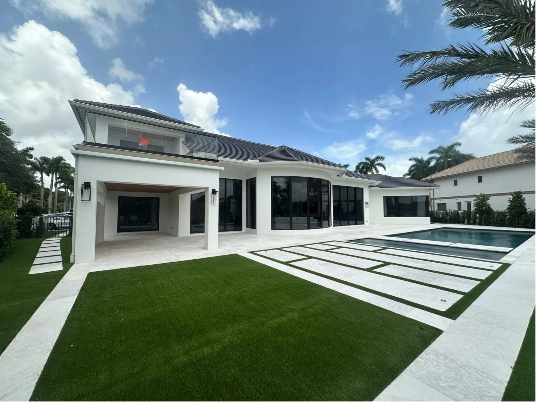 Listing Image0