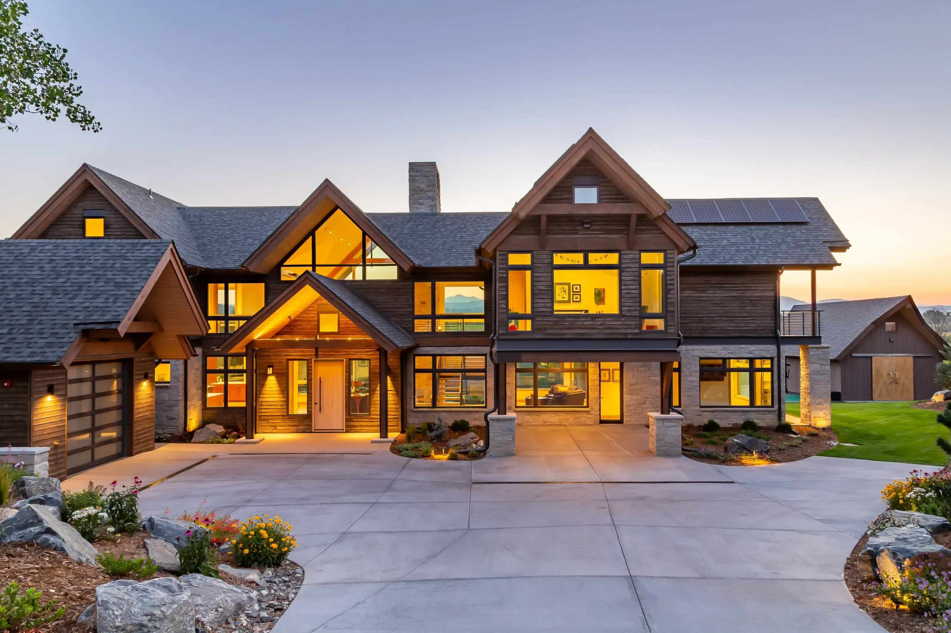 Listing Image0